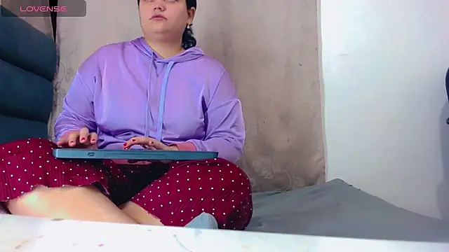 brunnette hot online show from January 2026 10:29:01 AM