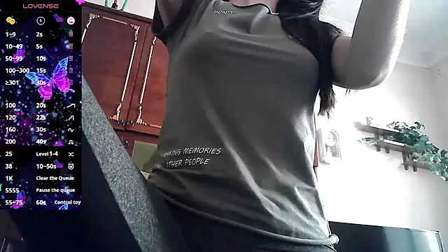 Snapshot of ElizaSwon chatting on June 2026 02:32:01 PM ElizaSwon online show from June 2026 02:32:01 PM