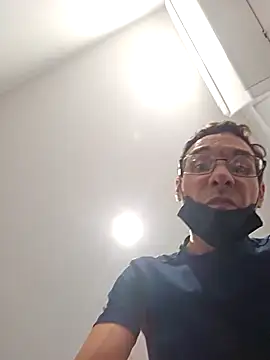 Iliketocooksquirt25 online show from October 2025 02:00:01 AM