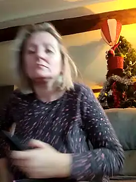 Snapshot of lady_charlyne chatting on December 2024 09:11:01 AM lady charlyne online show from December 2024 09:11:01 AM