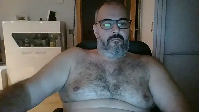 Snapshot of templar2303 chatting on October 2025 06:50:02 PM templar2303 online show from October 2025 06:50:02 PM