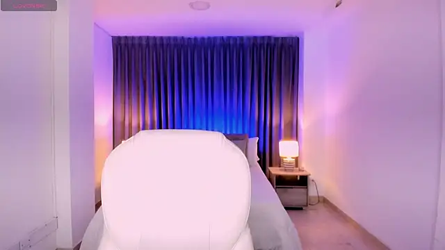 Snapshot of Rebeka_spencer chatting on January 2025 03:23:02 AM Rebeka spencer online show from January 2025 03:23:02 AM