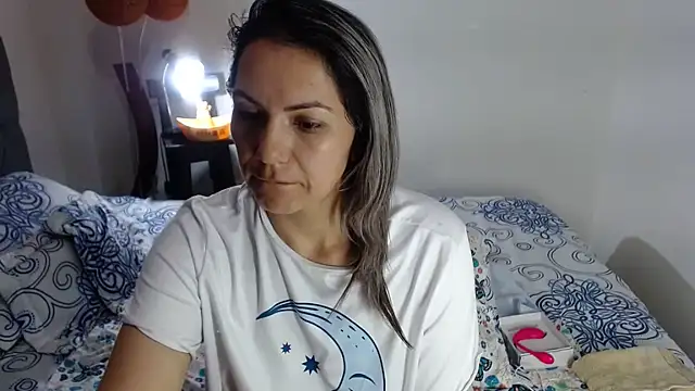 Snapshot of Chantal_hott chatting on June 2026 09:00:02 AM Chantal hott online show from June 2026 09:00:02 AM