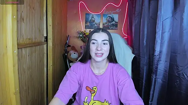 Snapshot of Fiery_Brunette_ chatting on January 2025 09:00:01 AM Fiery Brunette  online show from January 2025 09:00:01 AM