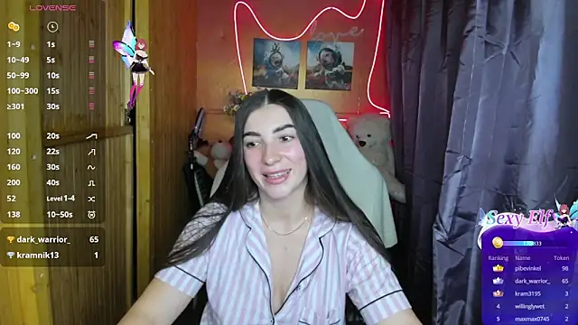 Snapshot of Fiery_Brunette_ chatting on January 2025 08:31:02 PM Fiery Brunette  online show from January 2025 08:31:02 PM