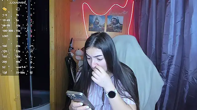 Snapshot of Fiery_Brunette_ chatting on February 2025 05:02:02 AM Fiery Brunette  online show from February 2025 05:02:02 AM