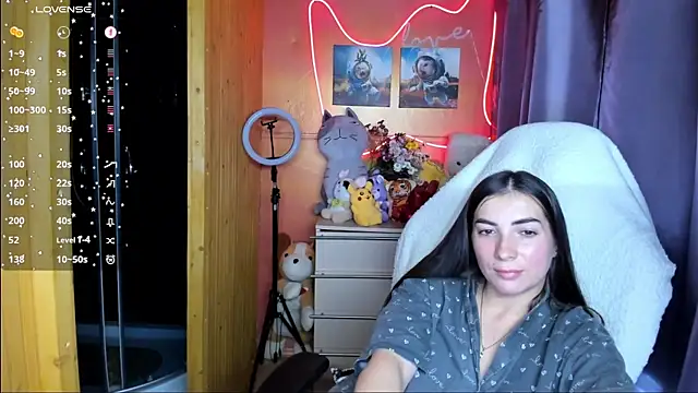 Snapshot of Fiery_Brunette_ chatting on September 2025 07:58:01 AM Fiery Brunette  online show from September 2025 07:58:01 AM