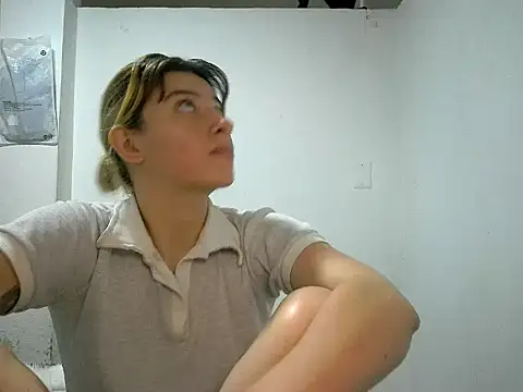 Mia foster1 online show from May 2026 02:07:02 AM