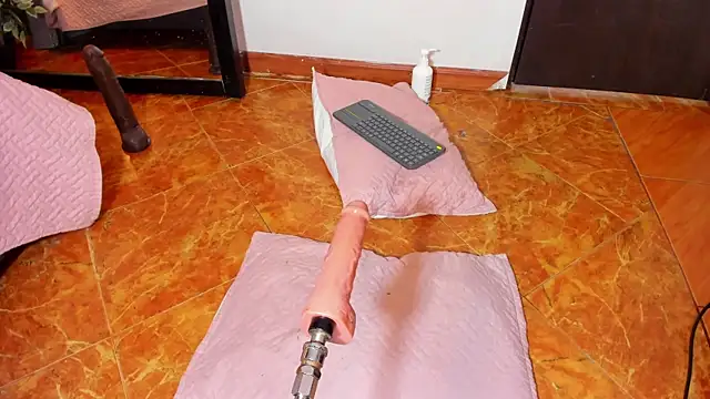 Tammy  vega  online show from March 2025 06:27:01 AM