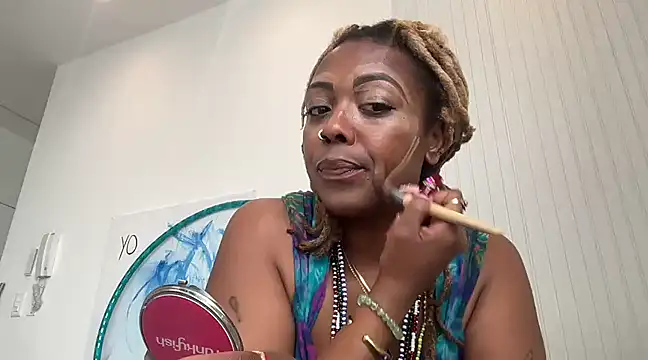 ChocolateCakeQueen online show from February 2025 06:20:01 PM