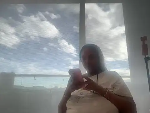 Snapshot of ChocolateCakeQueen chatting on July 2026 12:23:01 PM ChocolateCakeQueen online show from July 2026 12:23:01 PM