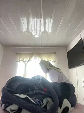 hannahb-e online show from February 2026 01:10:01 PM