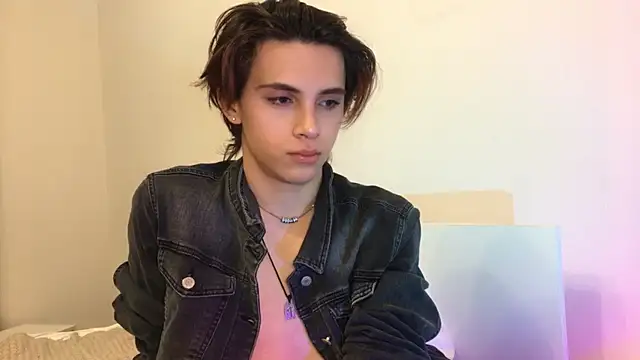 k0sta  online show from December 2024 09:31:02 PM