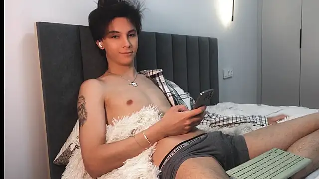 k0sta  online show from February 2025 05:30:02 PM