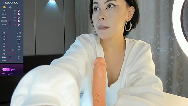 Liu Yifei  online show from September 2025 01:20:02 AM