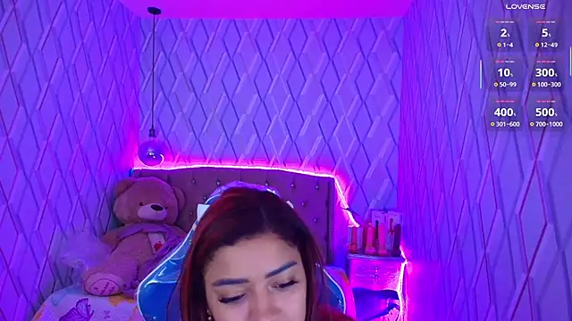 NicolleTaylor online show from September 2025 03:54:01 AM