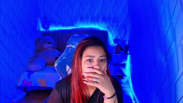 NicolleTaylor online show from November 2025 03:53:02 AM