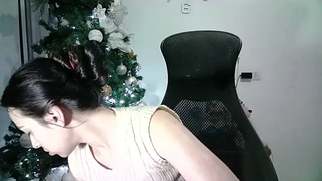 Snapshot of aineangeel chatting on February 2025 12:08:02 AM aineangeel online show from February 2025 12:08:02 AM