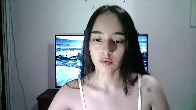 Snapshot of aineangeel chatting on February 2025 03:01:02 AM aineangeel online show from February 2025 03:01:02 AM