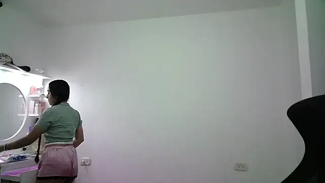 aineangeel online show from December 2025 11:46:02 PM