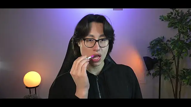 SrLuis18 online show from March 2025 10:40:01 PM