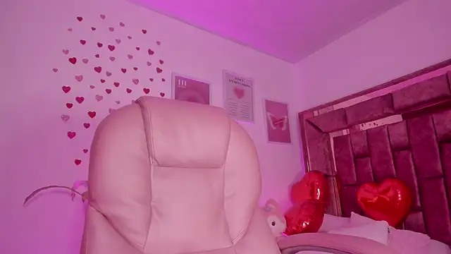 Celestecute  online show from February 2025 05:36:02 AM