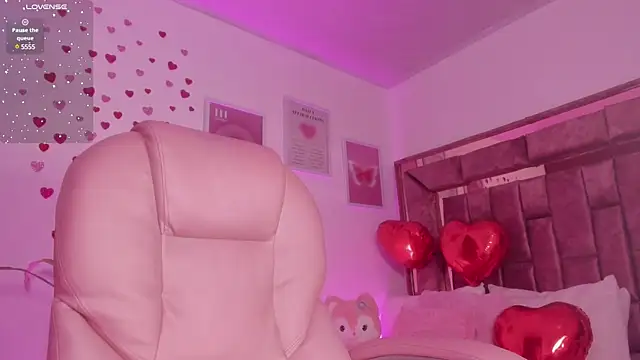 Celestecute  online show from February 2025 11:21:02 PM