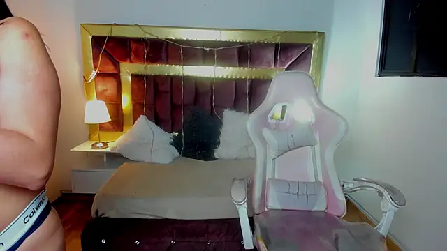 iam sofiia online show from February 2025 08:36:01 PM