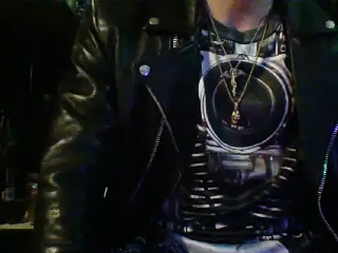 mrdemoncrowly online show from December 2024 02:51:01 AM