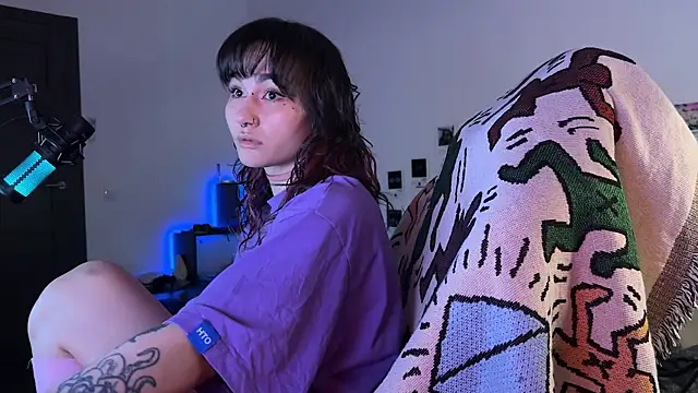 deadlysweet online show from May 2026 11:44:02 PM