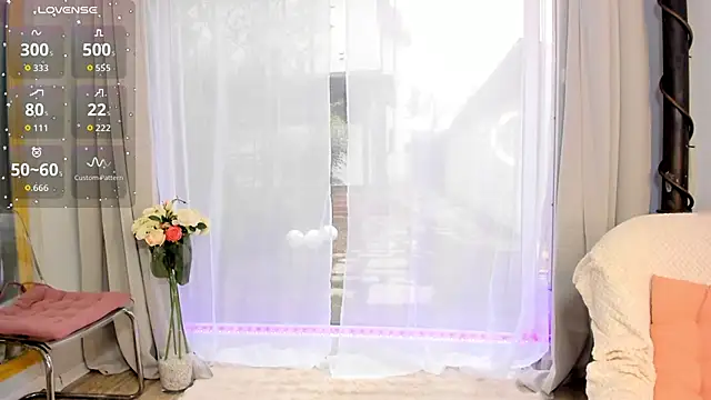 Snapshot of Selena_Reeves chatting on February 2026 07:37:02 AM Selena Reeves online show from February 2026 07:37:02 AM