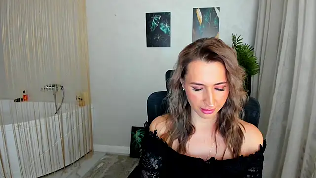 PassionGlow online show from November 2025 07:35:02 PM