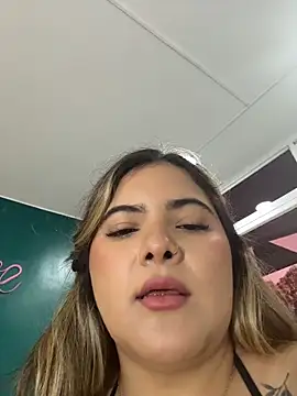 EVELIN MASON online show from April 2026 09:38:01 PM