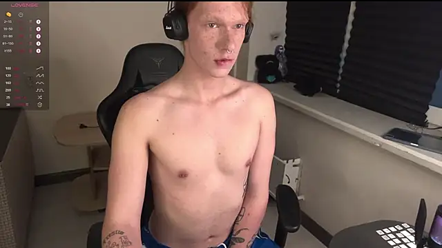 carthylovvve online show from December 2025 01:53:01 PM