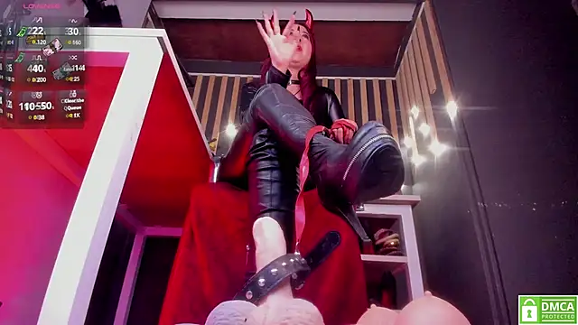 Snapshot of shaaroon_gold chatting on January 2025 09:45:02 AM shaaroon gold online show from January 2025 09:45:02 AM