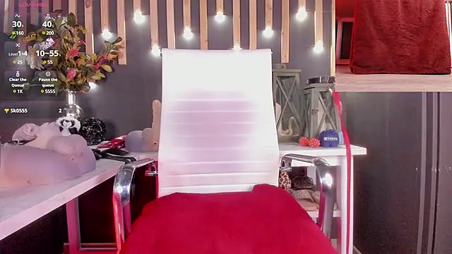 Snapshot of shaaroon_gold chatting on January 2025 05:09:01 PM shaaroon gold online show from January 2025 05:09:01 PM