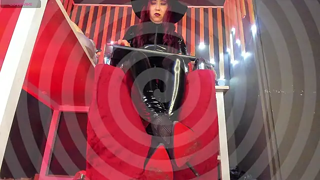 Snapshot of shaaroon_gold chatting on February 2025 07:38:02 PM shaaroon gold online show from February 2025 07:38:02 PM