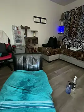 fatfabulous1981 online show from February 2025 03:22:01 AM