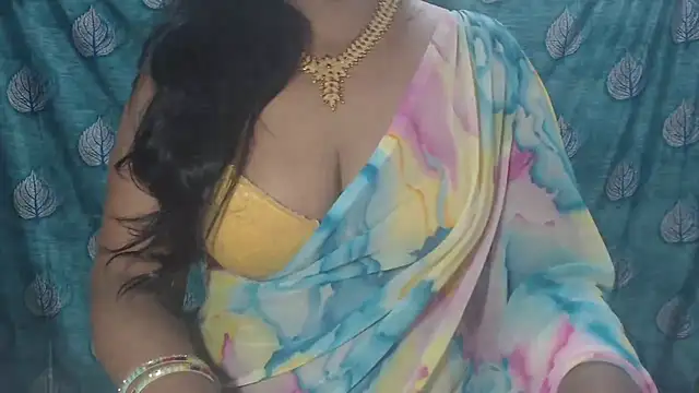 Sophia your online show from November 2025 04:41:02 PM