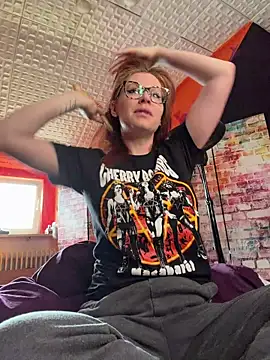 Snapshot of die-EinHORNY-WG chatting on May 2026 07:35:02 AM die-EinHORNY-WG online show from May 2026 07:35:02 AM