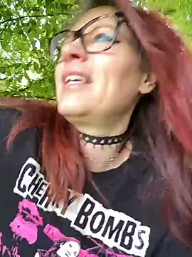 Snapshot of die-EinHORNY-WG chatting on May 2026 10:55:01 AM die-EinHORNY-WG online show from May 2026 10:55:01 AM