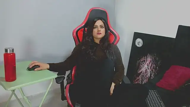 Noamartin  online show from April 2026 03:43:02 AM