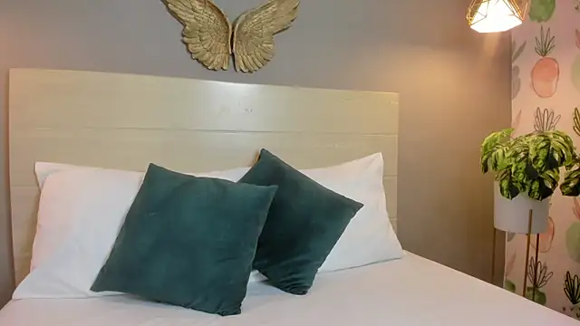 linda montoya online show from March 2026 07:10:02 PM