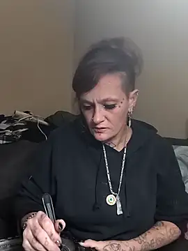 renegade vyxxen online show from December 2025 09:07:01 AM