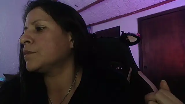 Snapshot of LucifernandaSw chatting on February 2026 09:36:02 AM LucifernandaSw online show from February 2026 09:36:02 AM