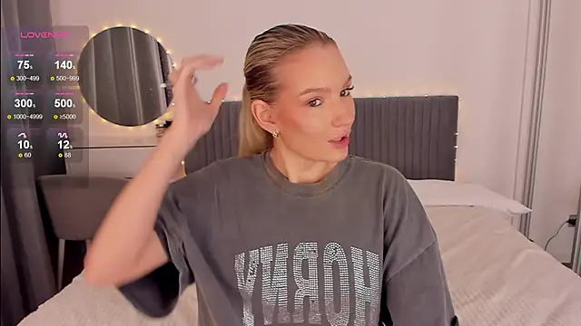 CassieRayss online show from March 2026 12:55:02 PM