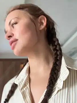 AngelinaTeller online show from November 2025 01:40:01 AM