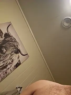 Snapshot of Machoviking1 chatting on May 2026 09:24:01 PM Machoviking1 online show from May 2026 09:24:01 PM