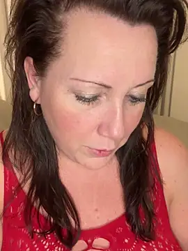 xsexycurvymilf online show from February 2025 02:55:02 PM