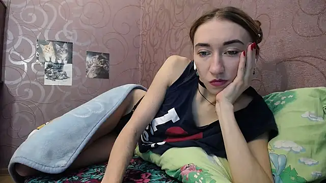 Snapshot of Fire__Foxx chatting on December 2024 07:57:01 AM Fire Foxx online show from December 2024 07:57:01 AM